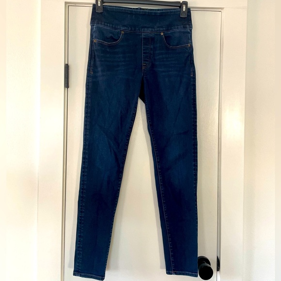 Spanx Signature Straight Jeans, Size 28, Blue Denim - Picture 5 of 6
